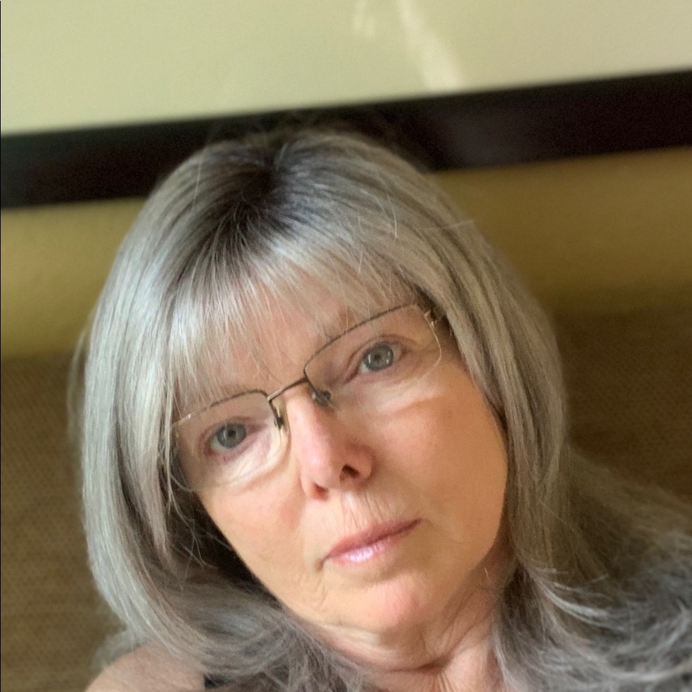 Meet your Posher, Deborah